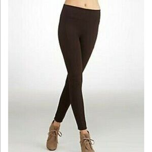 Assets by Spanx structured pintuck leggings NWT! L